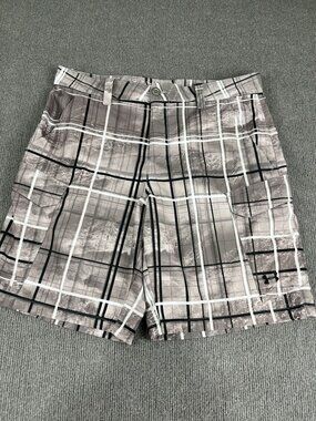 Under Armour HeatGear Mens Gray Plaid Cargo Shorts Loose Fit 36 10" Inseam